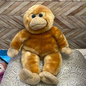 VINTAGE BEAR FACTORY stuffed Monkey‎ 2001 15” plush animal Carmel color.